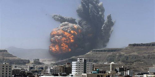الحكومة والحوثيون يوافقون على إجراء محادثات سلام.. والتحالف يواصل ضرباته الجوية 