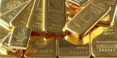 الذهب يقفز لليوم الثالث بفضل تراجع الدولار 
