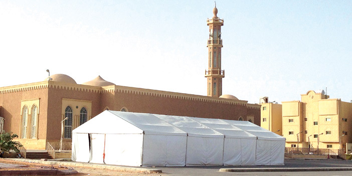 المساجد تستعد لرمضان بخيام الإفطار 