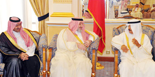 رئيس الوزراء بمملكة البحرين يؤكد اعتزاز وتقدير مملكة البحرين قيادة وشعباً بمواقف المملكة 