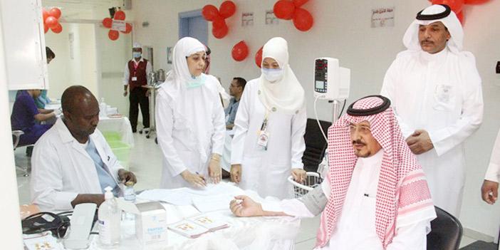  محافظ ثادق يدشن حملة التبرع بالدم