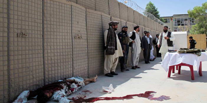  انتحاري أفغاني بعد استهداف مقر الشرطة في جنوب أفغانستان