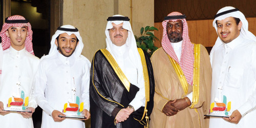 الأمير سعود بن نايف يهنئ شباب الأحساء لفوزهم بالمركز الثاني عربيًا 