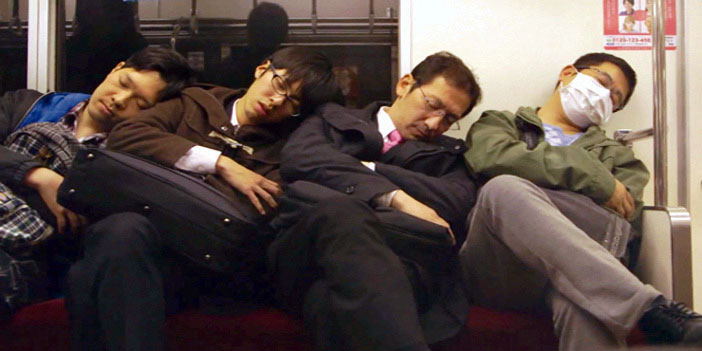 النوم أثناء العمل يجدد نشاط اليابانيين المحرومين منه 
