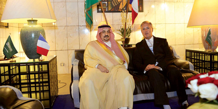 الأمير فيصل بن بندر خلال حفل السفارة