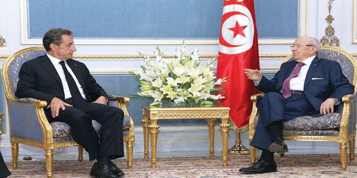  ساركوزي خلال زيارته تونس