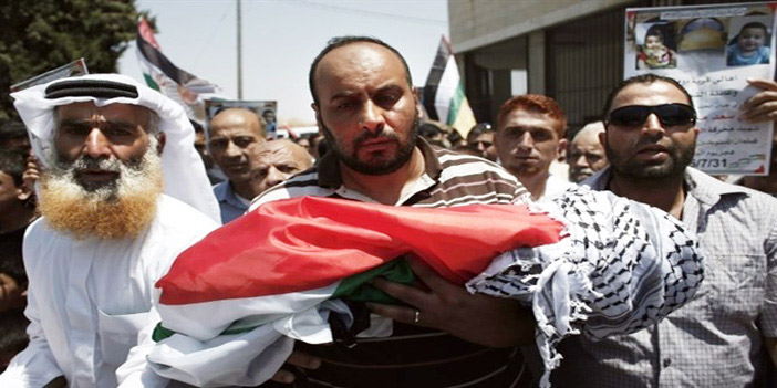  جماهير فلسطينية غفيرة تشيع جثمان الطفل الفلسطيني وسط تنديد دولي