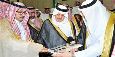 الأمير سعود بن نايف يؤكد أهمية الأنشطة السياحية في المنطقة الشرقية 