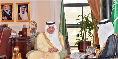 الأمير فهد بن سلطان يطلع على أبرز مشاريع جامعة تبوك 