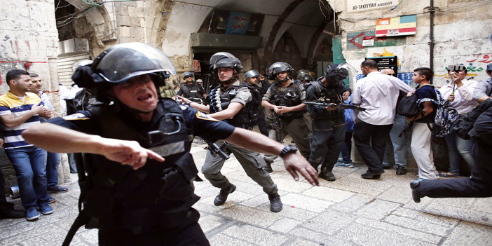  اشتباكات بين قوات الاحتلال وشبان فلسطينيين في القدس