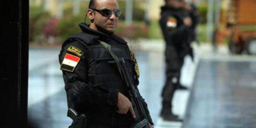 مصرع شرطي وإصابة اثنين في هجوم بجنوب القاهرة 