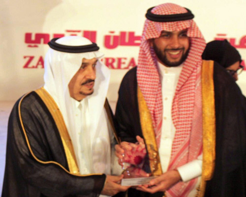 الخريجي: تكريم أمير منطقة الرياض حافز لنا لرعاية المزيد من الأنشطة الاجتماعية 