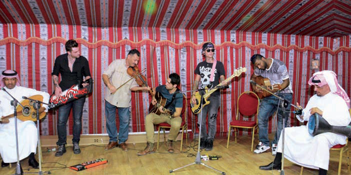  فرقة «الروك» تقدم عزفاً موسيقياً مع فرقة جمعية الثقافة الموسيقية