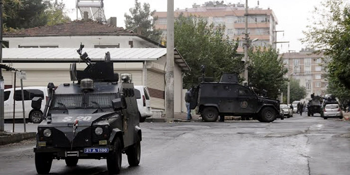  الشرطة التركية تحاصر مواقع مشتبهة لداعش