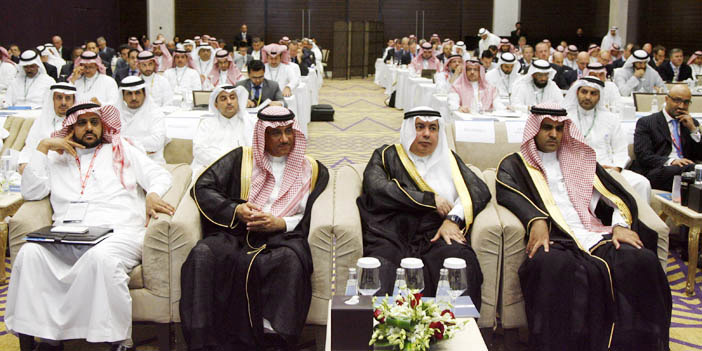 افتتح مؤتمر «شركات رأس المال الجريء واستثمارات الملكية الخاصة في الشرق الأوسط وشمال إفريقيا» 