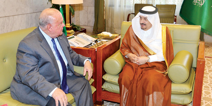 الأمير فيصل بن بندر يستقبل السفير الأمريكي لدى المملكة 
