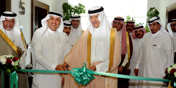 الأمير سلطان بن سلمان يدشن جائزة عبد اللطيف الفوزان لعمارة المساجد 