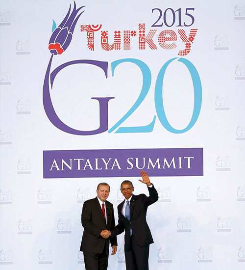  الرئيس التركي يرحب بالرئيس الأمريكي
