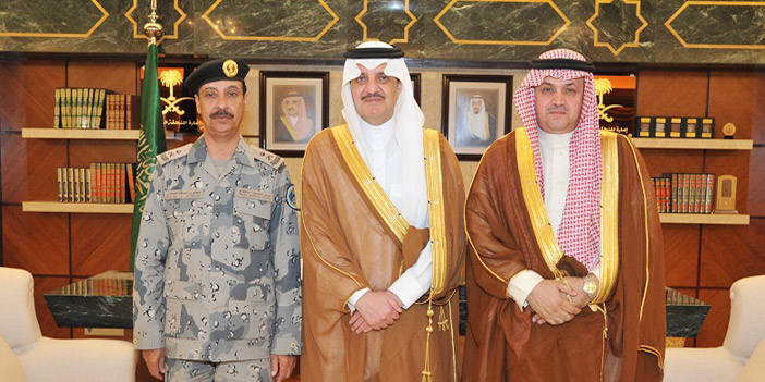  الأمير سعود بن نايف مع اللواء جواح واللواء الصالحي