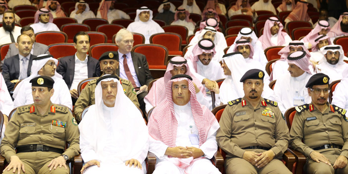  الأمين السلطان وعدد من القيادات من الجهات ذات العلاقة بالمشروع