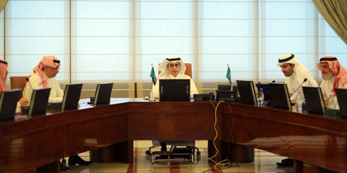 وزير التعليم يطلع على برنامج جامعة الملك سعود في نقل وتوطين تقنية إنتاج اللقاحات 
