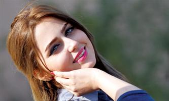 متسابقة عراقية لنيل ملكة جمال البلاد 