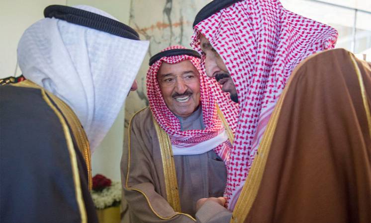 قادة دول الخليج يصلون الرياض للمشاركة في القمة الـ 36