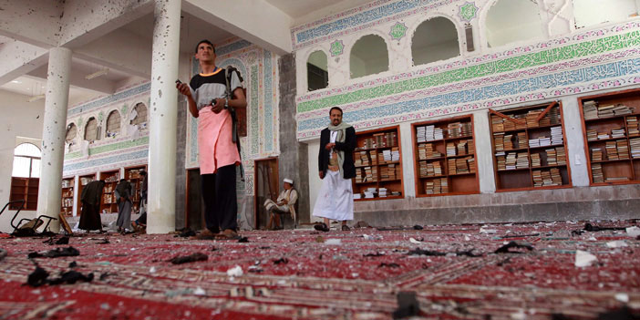  التفجير الانتحاري الذي استهدف مسجدين للسنة
