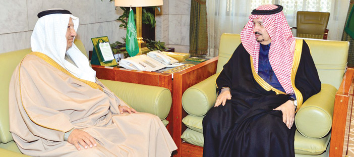  أمير منطقة الرياض يستقبل محافظ هيئة الاتصالات وتقنية المعلومات