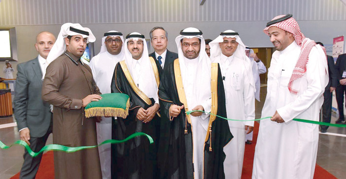 انطلاق المعرض السعودي للبلاستيك والبتروكيماويات والطباعة والتغليف 