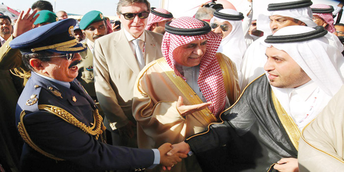  جلالة ملك البحرين أثناء الافتتاح