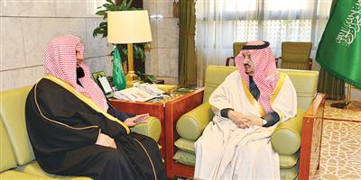أمير منطقة الرياض يستقبل الرئيس العام لهيئة الأمر بالمعروف والنهي عن المنكر 