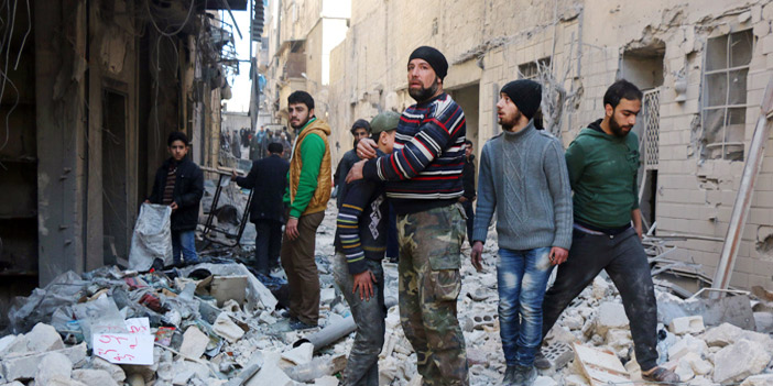  آثار الدمار الذي خلفته إحدى الضربات الجوية لقوات الأسد