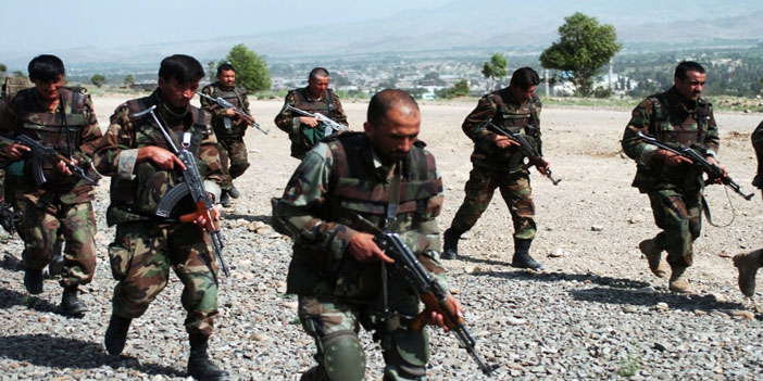 القوات الأفغانية تنسحب من منطقة إستراتيجية في هلمند 