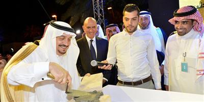أمير منطقة الرياض يضع حجر الأساس لفندق وشقق ماريوت بحي السفارات 