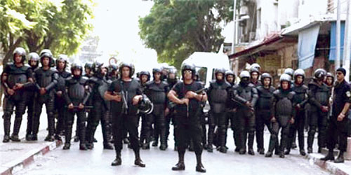  القوات التونسية تفرض حظر التجوال