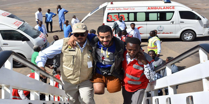 مركز الملك سلمان للإغاثة ينقل المصابين اليمنيين إلى مدينة مروي الطبية السودانية لتلقي العلاج على نفقته 