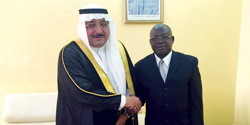  السفير العلي مع رئيس هيئة الأركان النيجرية