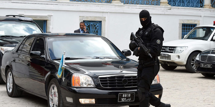  أفراد من قوات الأمن التونسية