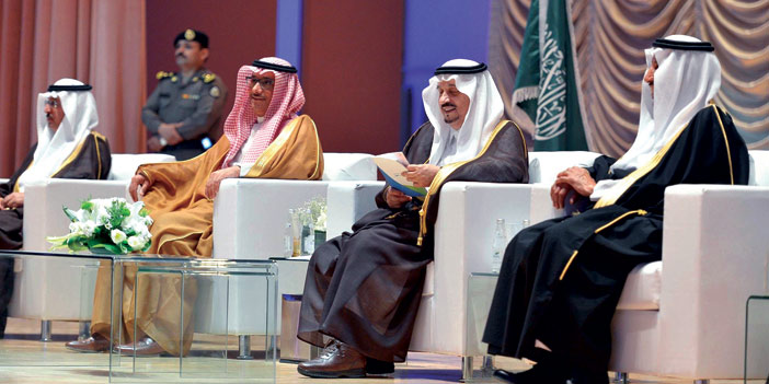 أمير منطقة الرياض يرعى مسابقة «طموح ملك لمستقبل وطن» 