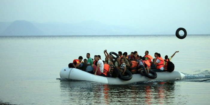  اللاجئون على شواطئ اليونان