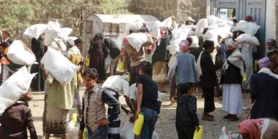 4500 سلة غذائية للمتضررين في مديرية «ماويه» بمحافظة تعز 