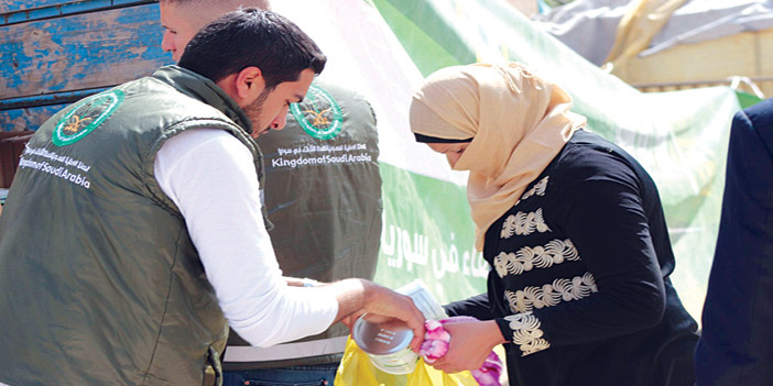 الحملة السعودية تستكمل توزيعاتها للحليب خارج المخيمات في الأردن 