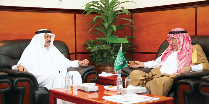  الدكتور محمد الملحم مع رئيس التحرير خالد المالك
