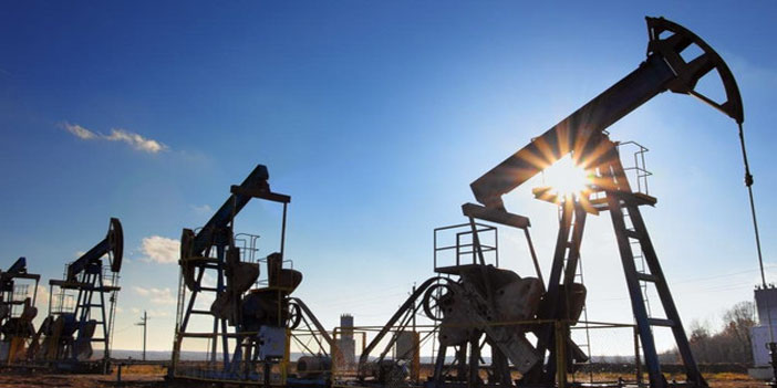 النفط يتماسك عند 40 دولاراً مع ارتفاع صادرات العراق 