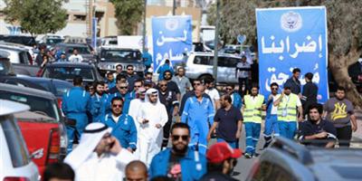 استمرار إضراب عمال القطاع النفطي في الكويت لليوم الثاني 