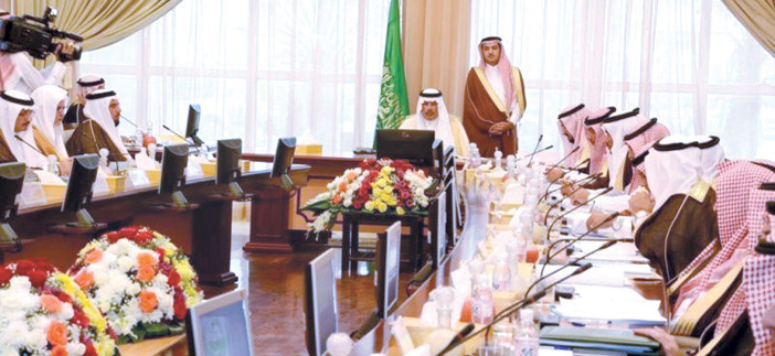  الأمير مشاري يرأس جلسة مجلس المنطقة