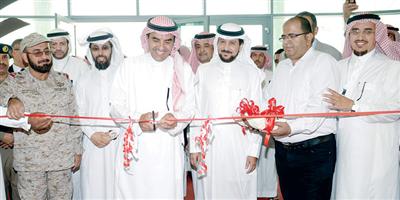 العاصمي يفتتح معرض جامعة الأمير سطّام بن عبدالعزيز الأول للكتاب 