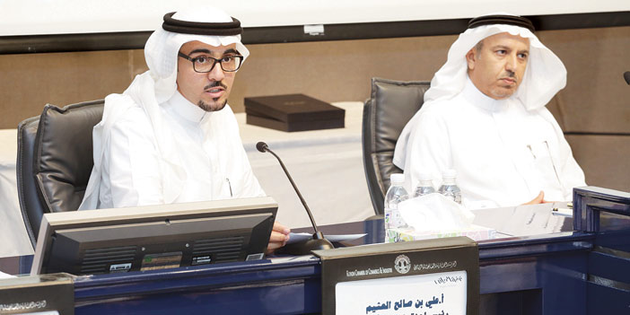   من لقاء مدير عام صندوق التنمية الصناعية عبدالكريم النافع بغرفة الرياض
