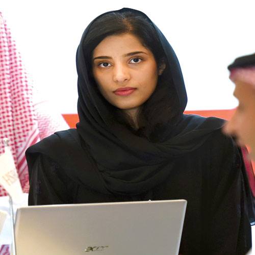 سعودية تحضر مؤتمر يوروموني في الرياض  